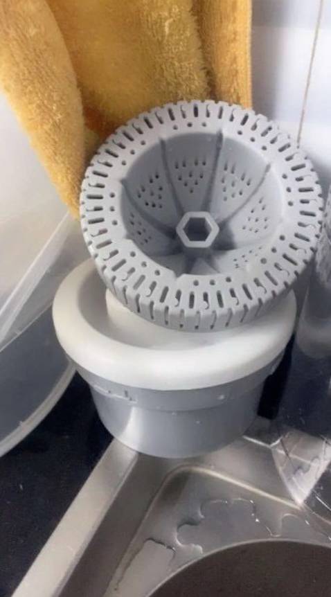 Giao hàng nhanh, đóng gói cẩn thận, máy to, cứng cáp, dễ vệ sinh, dễ sử dụng với 1 nốt bấm, shop tư vấn nhiệt tình, sẽ còn ủng hộ tiếp