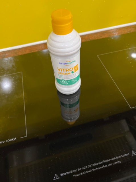 Tẩy rất sạch. Dùng được trên nhiều loại bề mặt. Mùi dễ chịu.