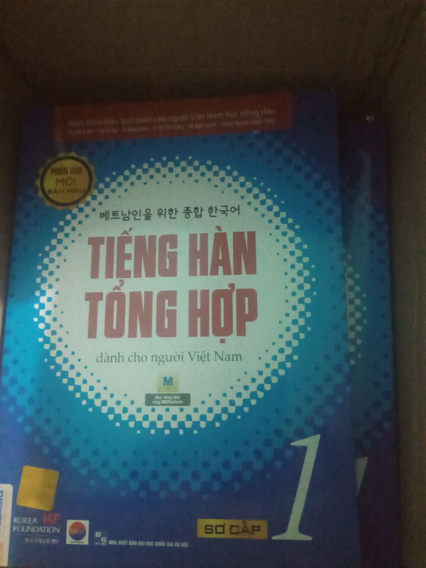 Sách đẹp, giao hàng nhanh, gói hàng tốt. có một quyển phần góc bị gãy một chút nhưng vẫn chấp nhận được 💓💓💓💓💓💓💓💓💓💓💓💓💓💓💓💓💓 Sách đẹp, giao hàng nhanh, gói hàng tốt. có một quyển phần góc bị gãy một chút nhưng vẫn chấp nhận được 💓💓💓💓💓💓💓💓💓💓💓💓💓💓💓💓💓