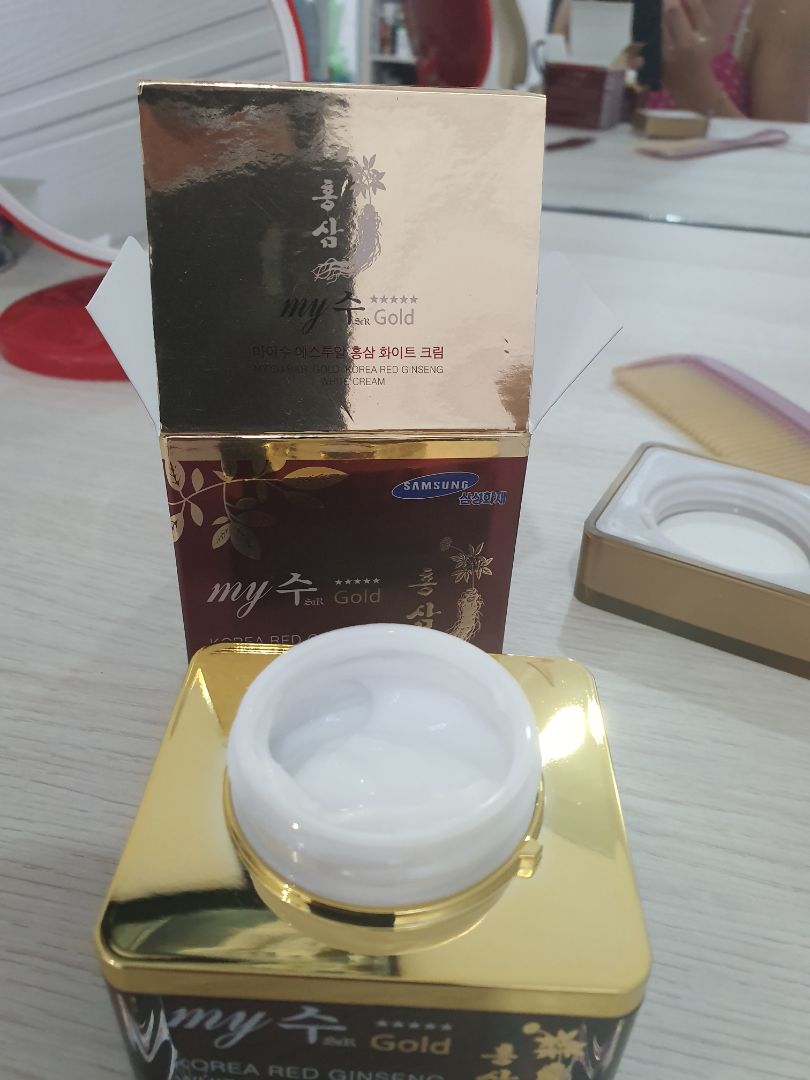 chưa xài nên k biết đánh giá sao, nhưng hàng mới nhận về mà chỉ có ít kem thế này sao?
