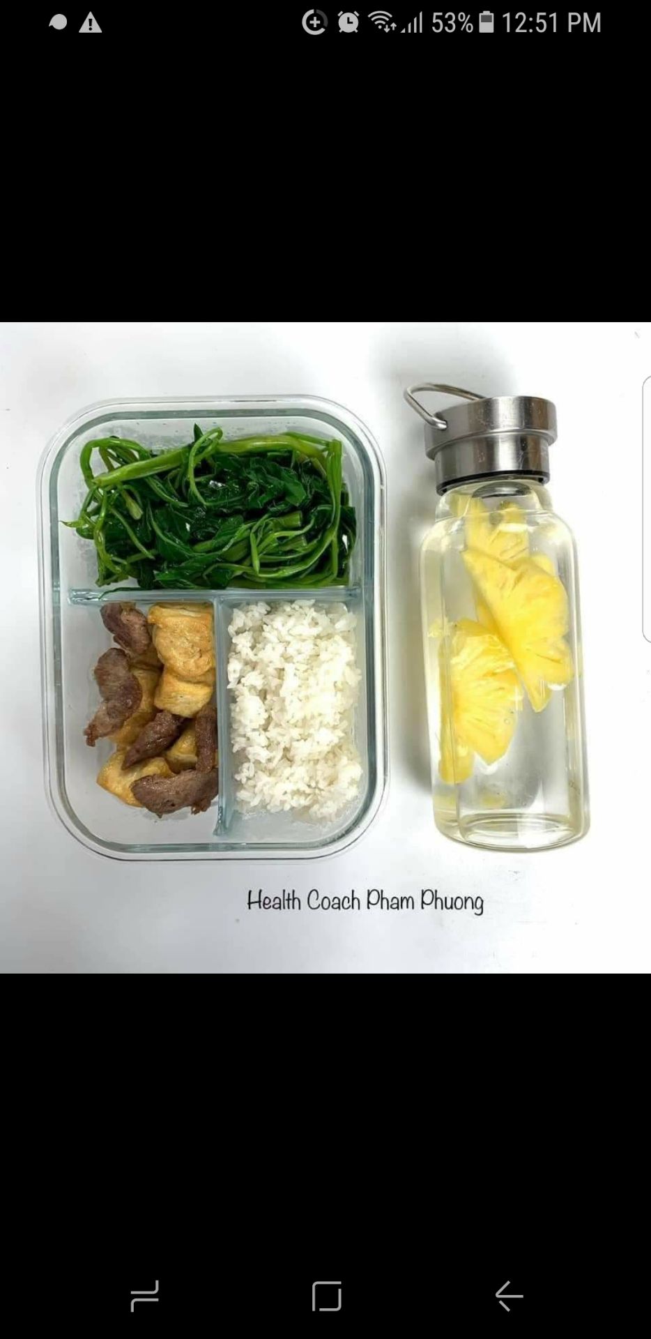 rất thích sản phẩm. nhỏ vừa đúng ý, bỏ túi rất tiện. khi xịt cảm giác mát da, nhẹ da rất tốt.