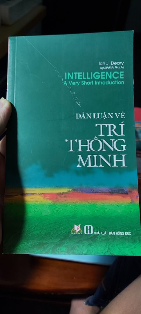 Sách mới, giao hàng nhanh. Hài lòng!