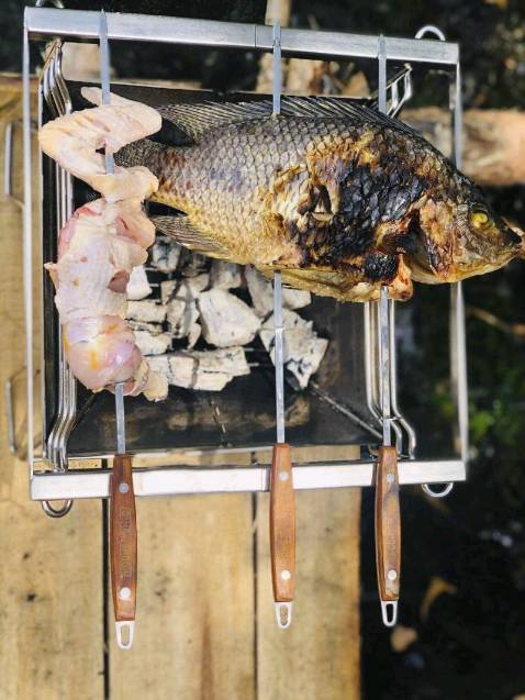 Bộ xiên xịn, có túi đẹp, mua bếp và khò của shop sẵn mua bộ xiên luôn. Chúc shop bán tốt vì sự tư vấn nhiệt tình.