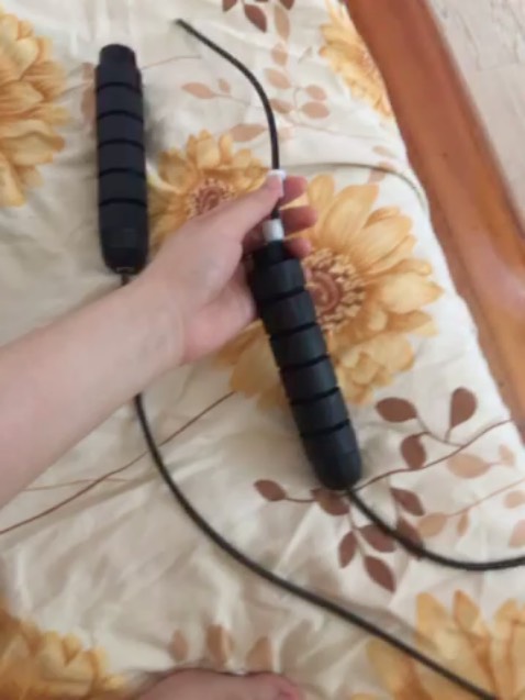 Rẻ, đẹp. Sản phẩm có thể rút ngắn độ dài của dây trong phần cán cầm dây nha mọi người! Rẻ, đẹp. Sản phẩm có thể rút ngắn độ dài của dây trong phần cán cầm dây nha mọi người!