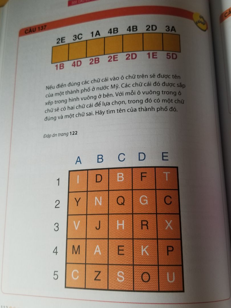 Sách 300 câu đố này của Đông A rất hay. Đi từ mức độ dễ đến khó, lời giải cũng khá chi tiết. Mỗi tuần dành ra một buổi giải đố rất vui, phát triển tư duy rất nhiều. Mua hàng trên tiki luôn đảm bảo chất lượng, giao hàng cũng rất nhanh.