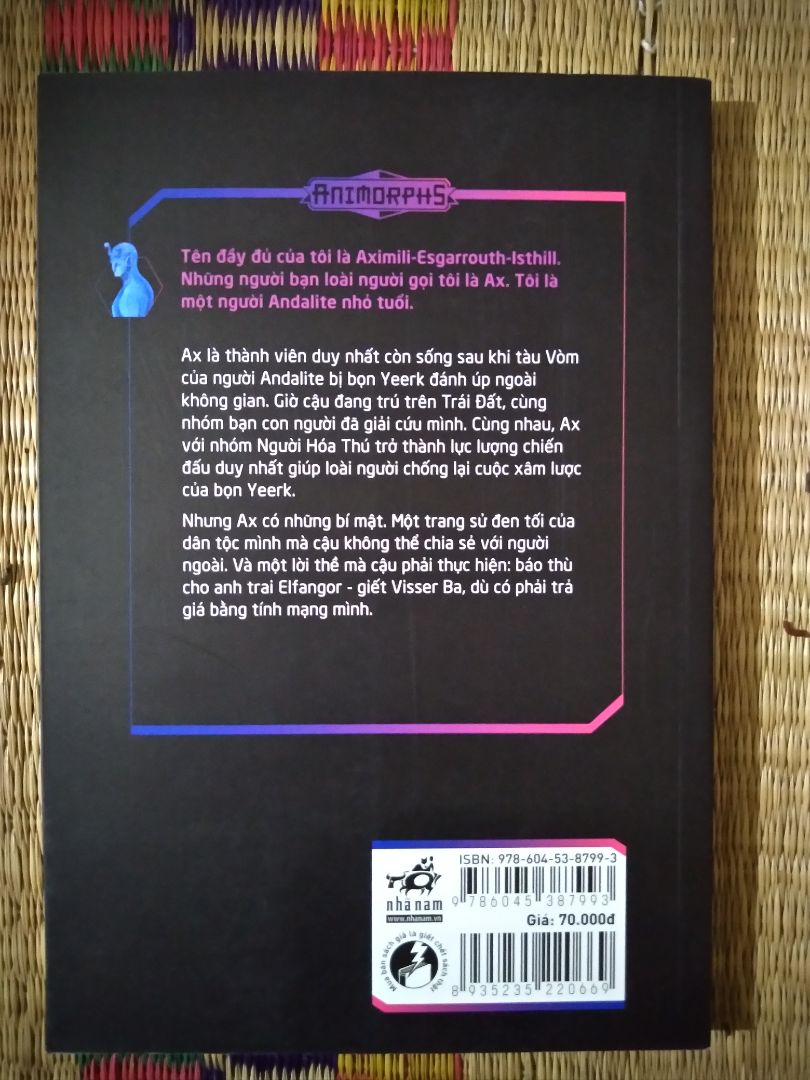 giao hàng nhanh, bìa thiết kế đẹp, truyện hay, hài lòng về chất lượng sản phẩm :)