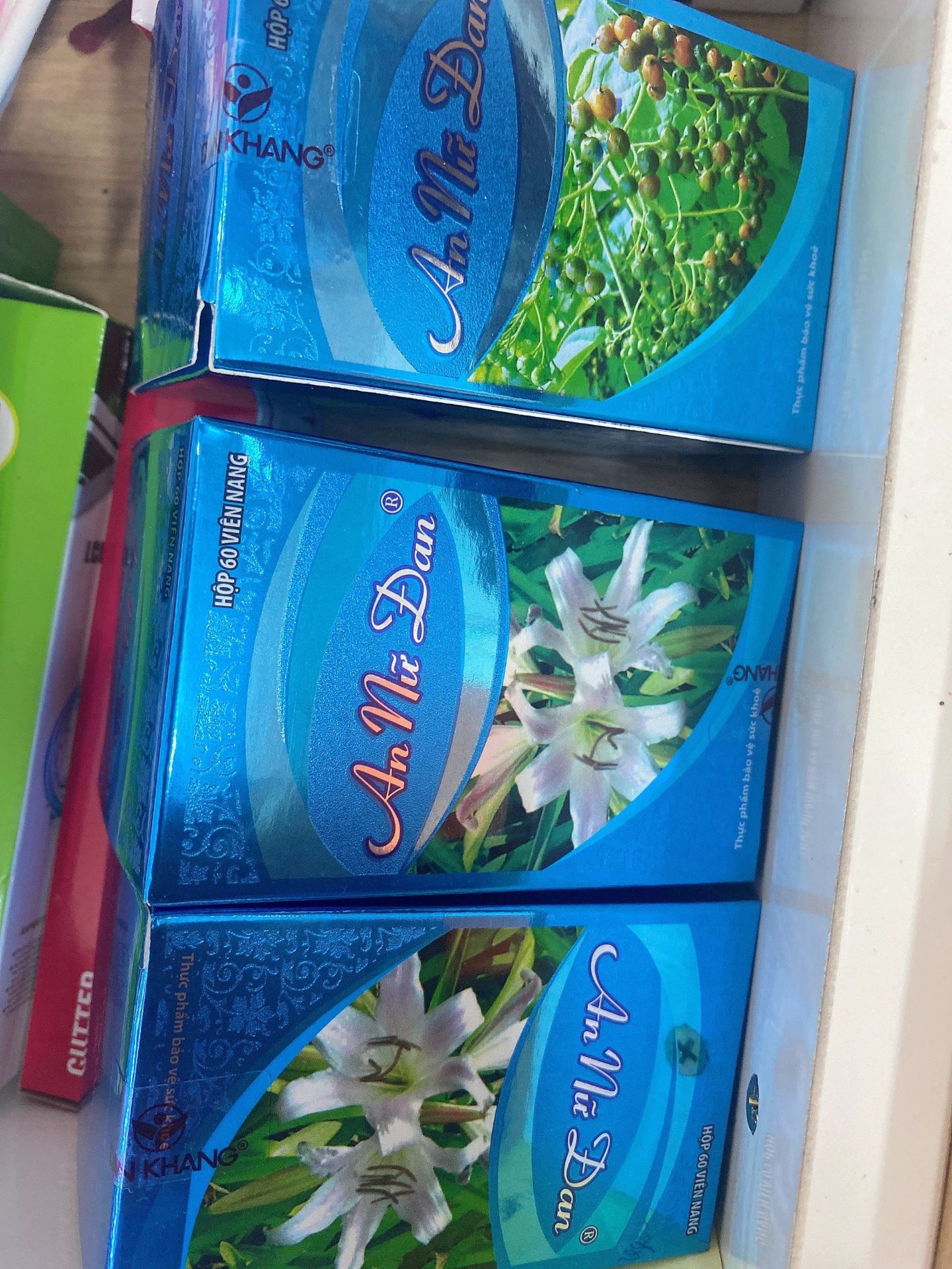 thấy nhiều người review sản phẩm tốt nên mình cũng mua thử 1 hộp về dùng thử. Hy vọng sẽ giảm được khối u