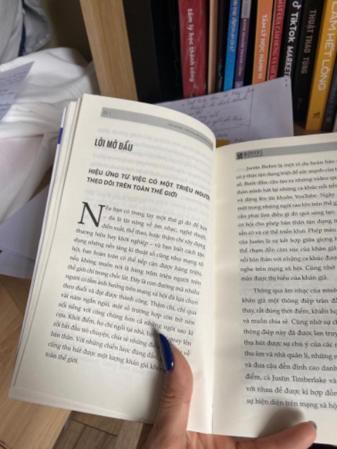 Sách có nội dung tổng quát, dễ hiểu, thực tế, mang tính hướng dẫn cao. Sách có một số case study khá hữu ích.