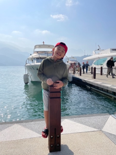 Hình ảnh đẹp,shop giao hàng nhanh,đóng gói chống sốc chắc chắn cho 5 sao