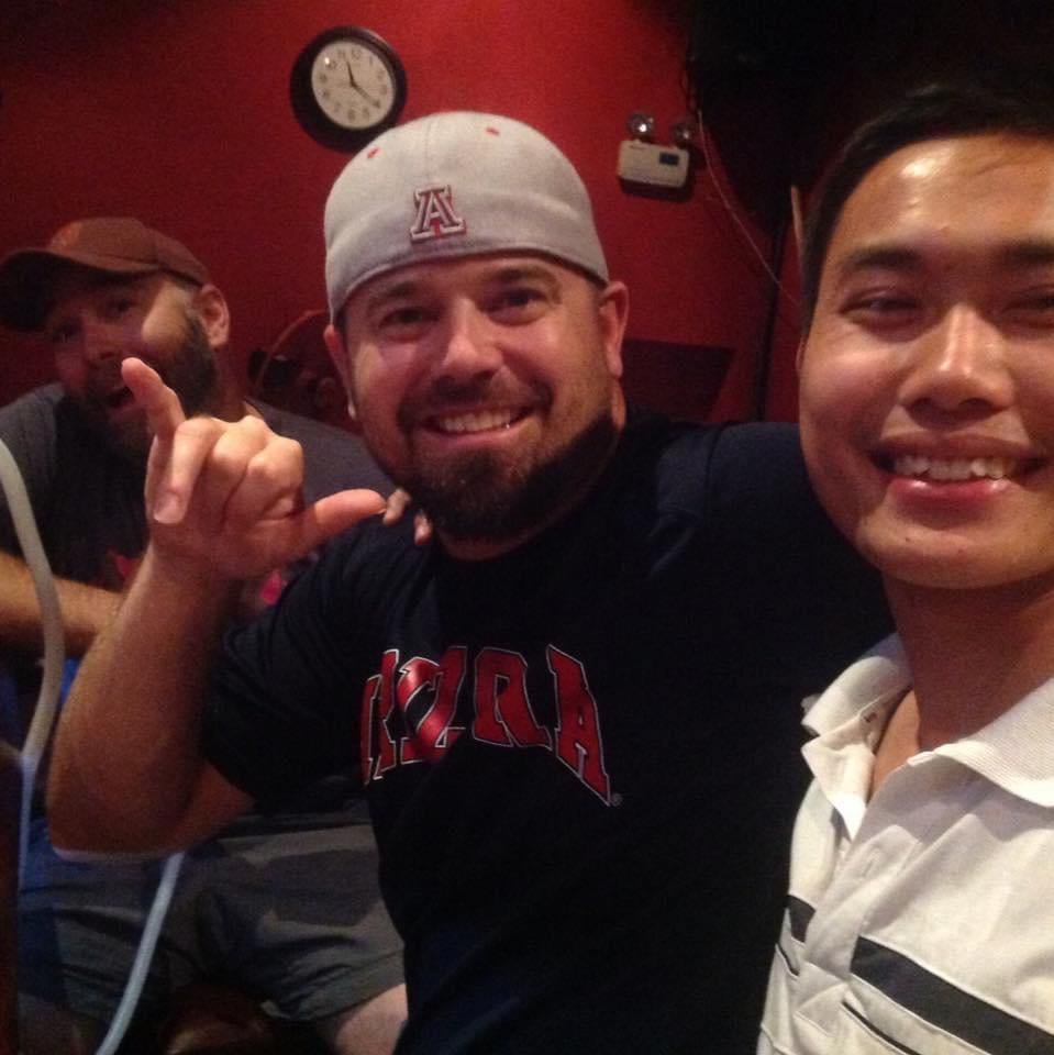 Tuyệt vời shop ah. Uống ngon hơn và ko bị đau bụng giống bia ken……
Vị của loại bia này rất khó tả. Thơm, bia độ cồn cao nhưng uống ko sốc….