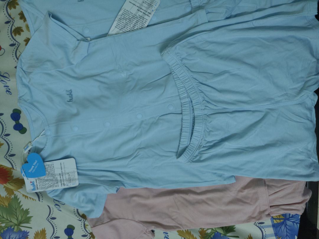 Hàng giao nhanh, vải mềm, đẹp, mặc rất mát.