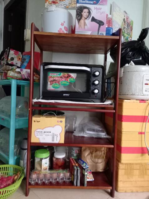 Giá cả phù hợp với sản phẩm. Cũng khá chắc chắn. Lỗ vặn ốc hơi nhỏ và bị lệch, mình không vặn đc, phải dùng búa đống vào.