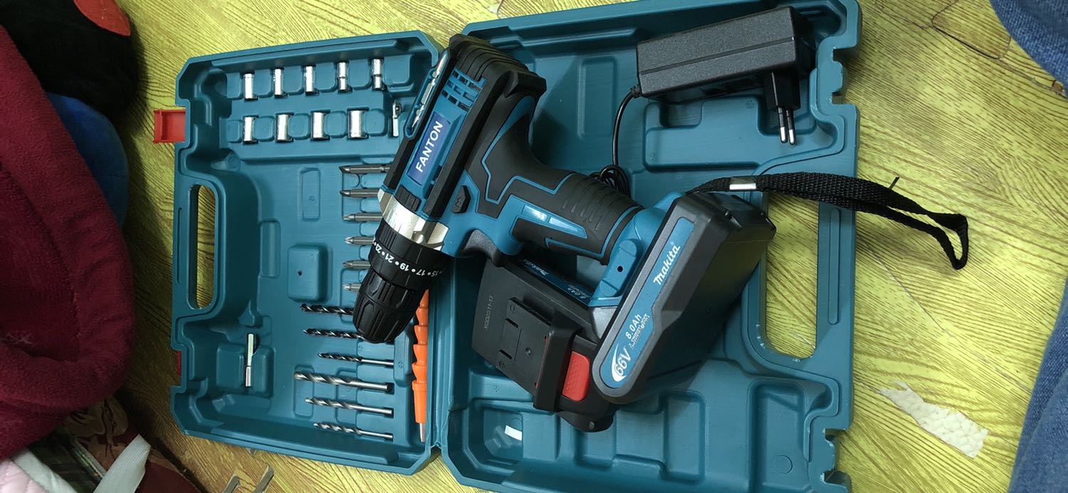 Sản phẩm 2 pin. Dùng tạm thời ok. Thích màu vàng - nhưng shop lấy màu xanh. Cũng ok