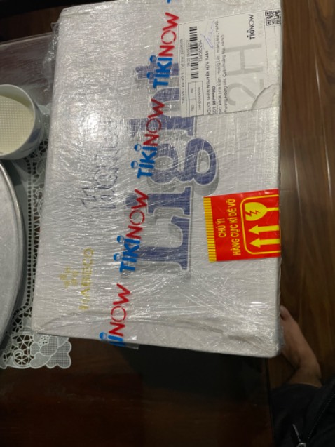 Vận chuyển nhanh, đóng gói cẩn thận. Mỗi tội khuyến mại lại thì lại chuyển vào hôm sau chứ không chuyển cùng.