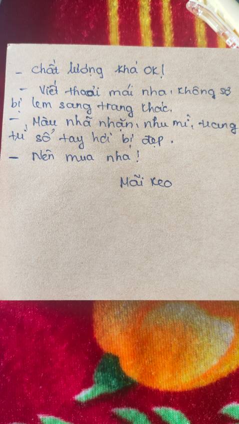 Giấy có độ nhám tốt, viết êm, keo bám tốt. Phí vận chuyển hơi caoo,