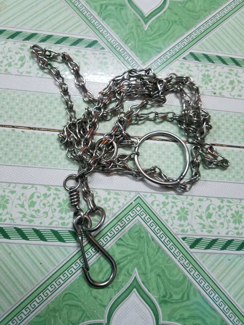 bị lỗi thiếu móc khóa . đợt trước tôi mua có 2 móc lần này chỉ có 1 móc thôi. mong tiki hỗ trợ đổi giúp tôi trong thời gian sớm nhất