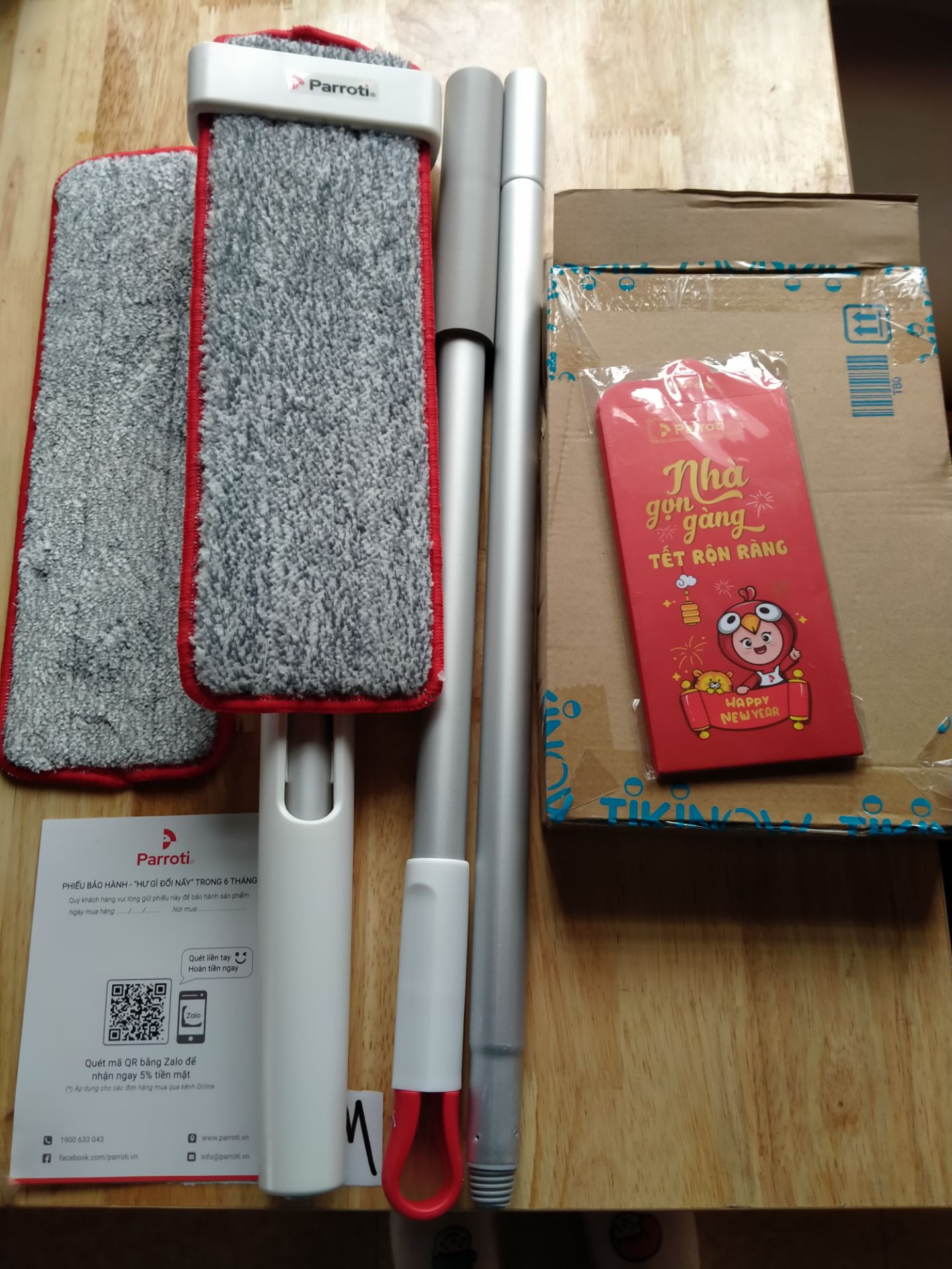 giao hàng nhanh chóng 
đóng góp cẩn thận , gọn gàng
sản phẩm dễ lắp ráp và k tốn diện tích để cất  , lau sạch sẽ & có 2miếng lót thay qua đổi lại ok nha . 189k nhé