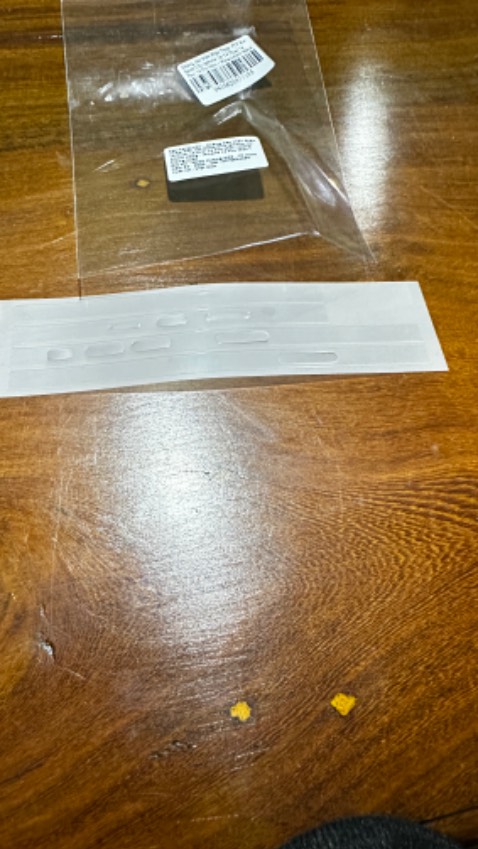 Công nghệ cắt lỗ chính xác, tổng quan hoàn thiện tốt, những người không khéo tay không thể dán được, cơ bản khó dán chính xác được😊