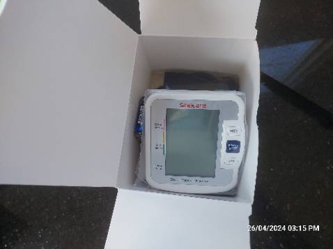 Mấy đo huyết áp sinoheart dễ sử dụng có tiếng việt, sử dụng lâu dài thì chưa biết bền không, tặng shop 5*