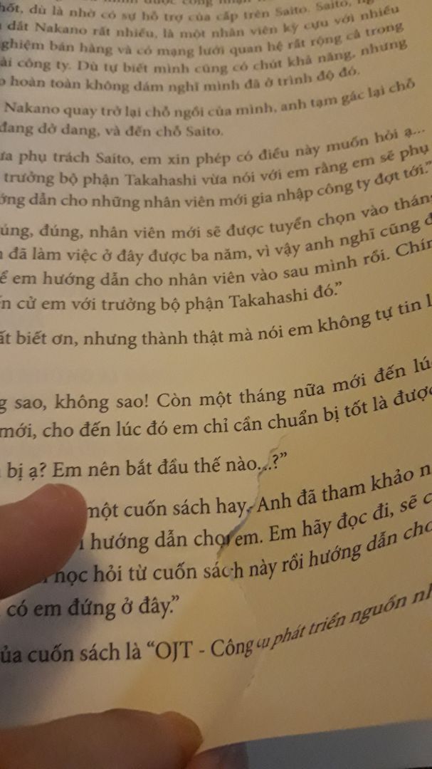 sách mới mua mà đã rách rồi. ngay phần nội  dung