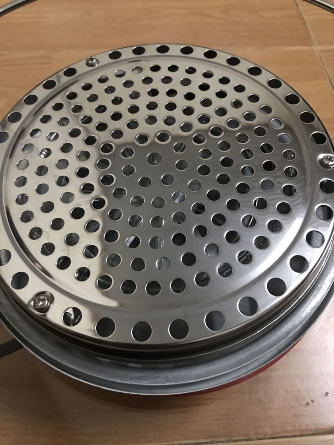 Quạt quay mà bóng đèn Halogen k sáng