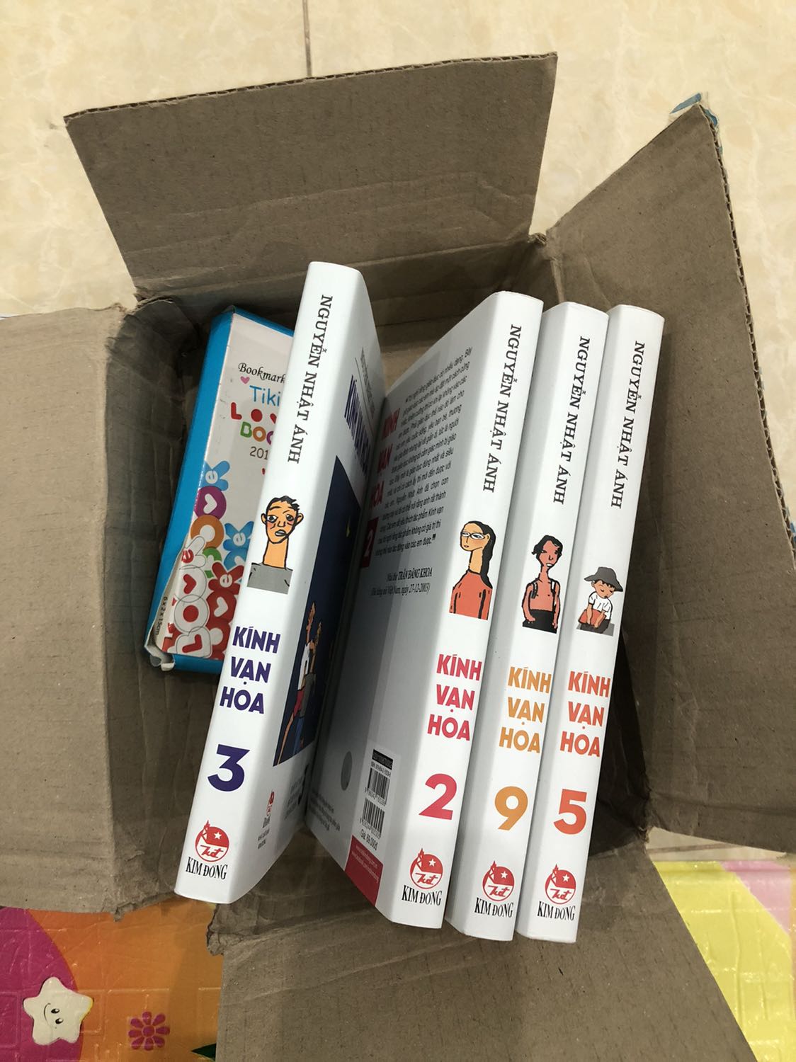 Sách hay, giấy đẹp. Ủng hộ shop????