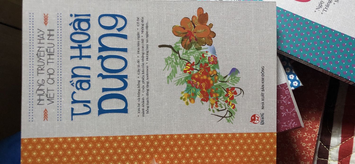 Tiki giao hàng rất nhanh! Sách chuẩn xịn đẹp. Nội dung được chọn lọc phù hợp cho các bạn tiểu học, hỗ trợ học tốt môn văn. Mình khuyên các bố mẹ nên mua cho con nhé!