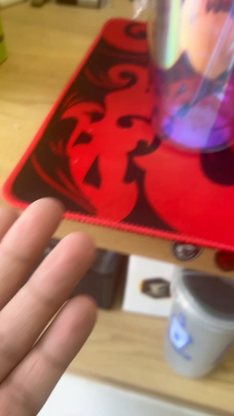 Tặng nhưng không được xài