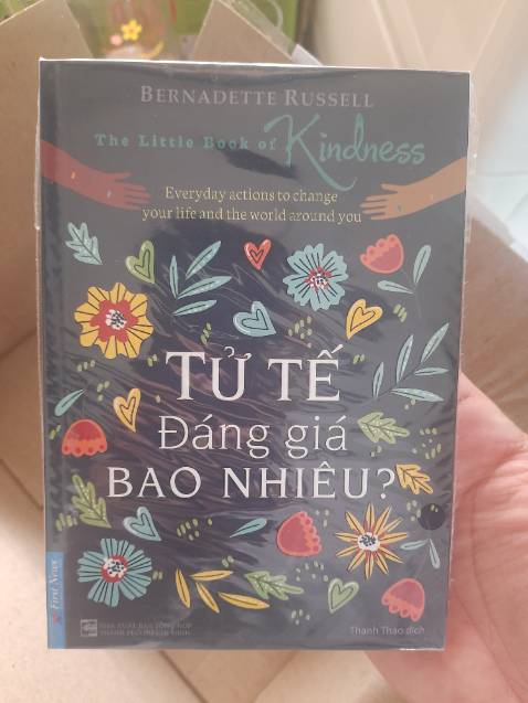 Tưởng sách to nhưng quyển khổ nhỏ, bao bì đẹp.
Tiki dịch vụ tốt. NV giao hàng rất nhiệt tình, thân thiện.