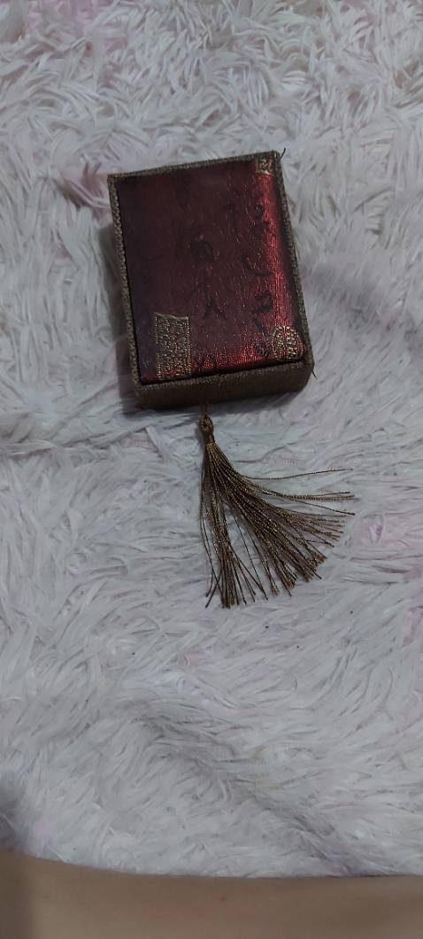 Thiết kế và màu sắc đẹp. Giao hàng nhanh Thiết kế và màu sắc đẹp. Giao hàng nhanh