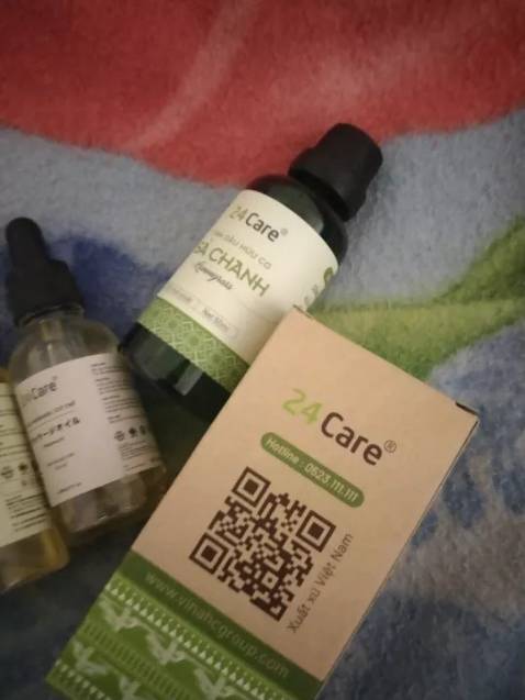 Lúc đầu ngửi thì thấy hơi hắc nma ngửi quen sẽ thấy bth, mùi bay nhanh, đuổi côn trùng khá tốt, shop còn tặng thêm một cái xịt nữa ạ, mng có thể cân nhắc nha Lúc đầu ngửi thì thấy hơi hắc nma ngửi quen sẽ thấy bth, mùi bay nhanh, đuổi côn trùng khá tốt, shop còn tặng thêm một cái xịt nữa ạ, mng có thể cân nhắc nha