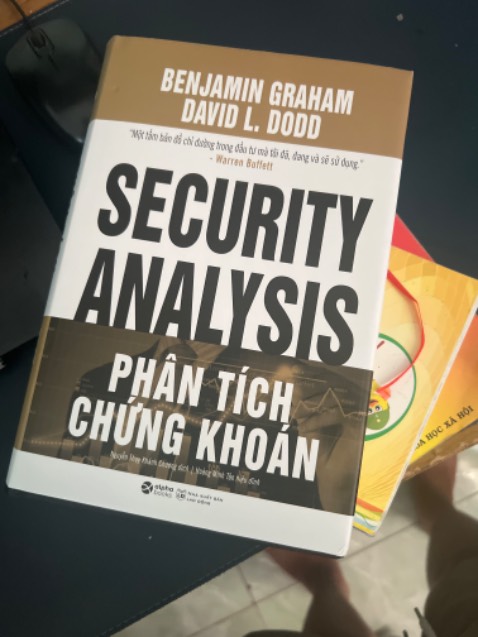 Sách xin nha mọi người ơi, dày cui à. Sách đẹp, gói cẩn thận nhé!!