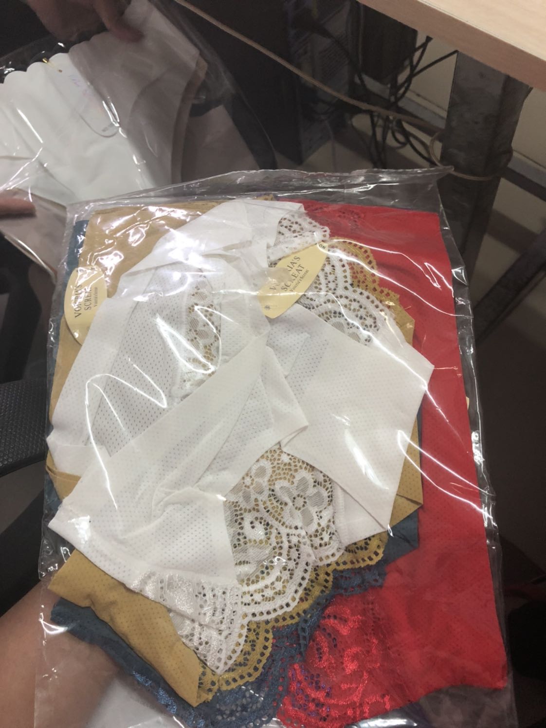 Sẽ ủng hộ shop, 5 sao, vải rất ok