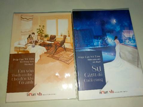 Giao hàng nhanh. Đóng gói tốt. Sách tiki chính hãng. Mình thấy đánh giá sách lâu rồi toàn bìa cũ. Nhưng mà sách vẫn luôn cập nhật bìa mới nha. Bookcare đẹp, sạch sẽ. Bookmark cinn. 100 điểm. Mình vẫn rất thích đợt Tiki tặng bookmark mỗi đơn hàng sách. Chúc Tiki phát triển tốt🫰🩷