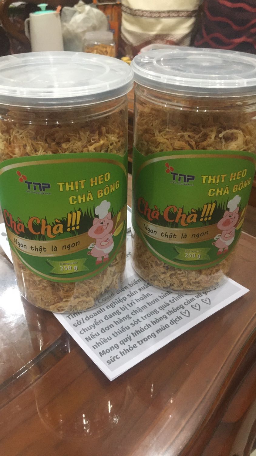 Shop đóng gói cẩn thận. Hàng mới sản xuất luôn (mình đặt ngày 14/7 mà sản phẩm giao tới nsx là 15/7). Nhà mình thường ăn chà bông này. Sẽ tiếp tục ủng hộ shop.