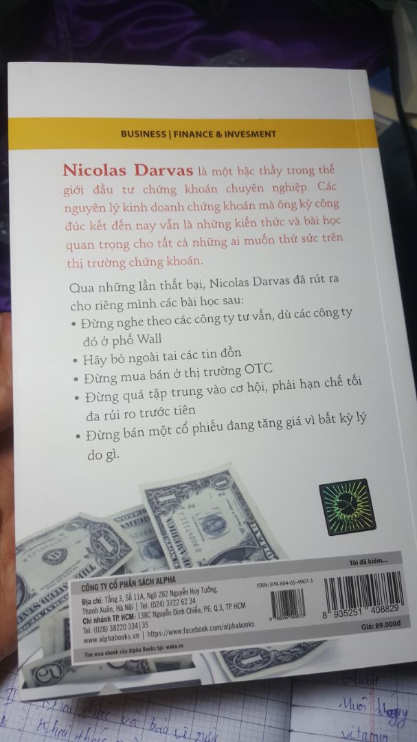 sách rất hay đẹp nữ lại giao hàng rất nhanh 1 ngày đã có rồi shipper rất thân thiện . nói chung là rất hàu lòng.