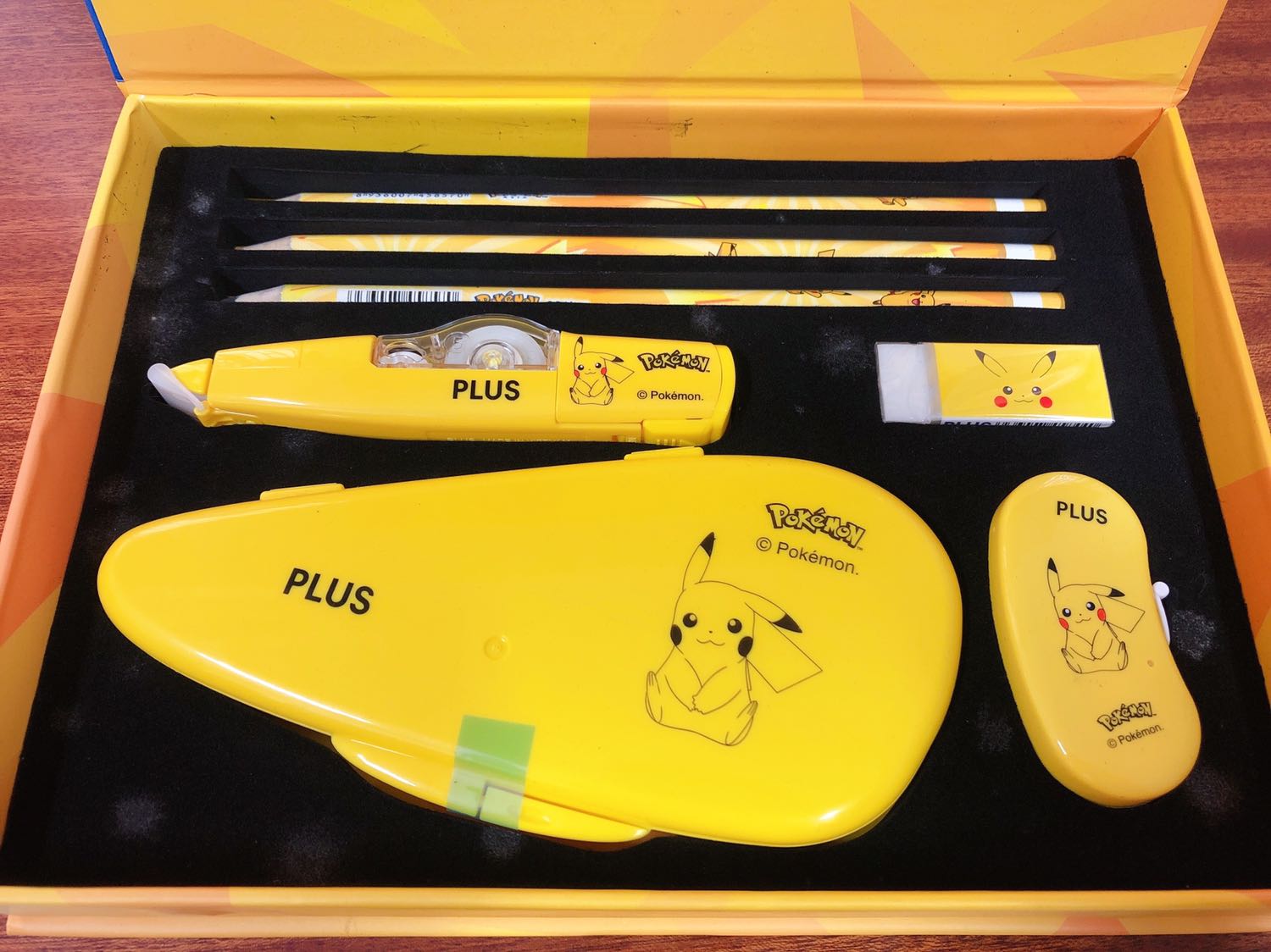 Đẹp không tưởng tượng nổi luôn á!! Mà giao hàng siêu nhanh, mình mới đặt trưa hôm qua mà sáng nay giao tới rồi!! Đẹp không tưởng tượng nổi luôn á!! Mà giao hàng siêu nhanh, mình mới đặt trưa hôm qua mà sáng nay giao tới rồi!!