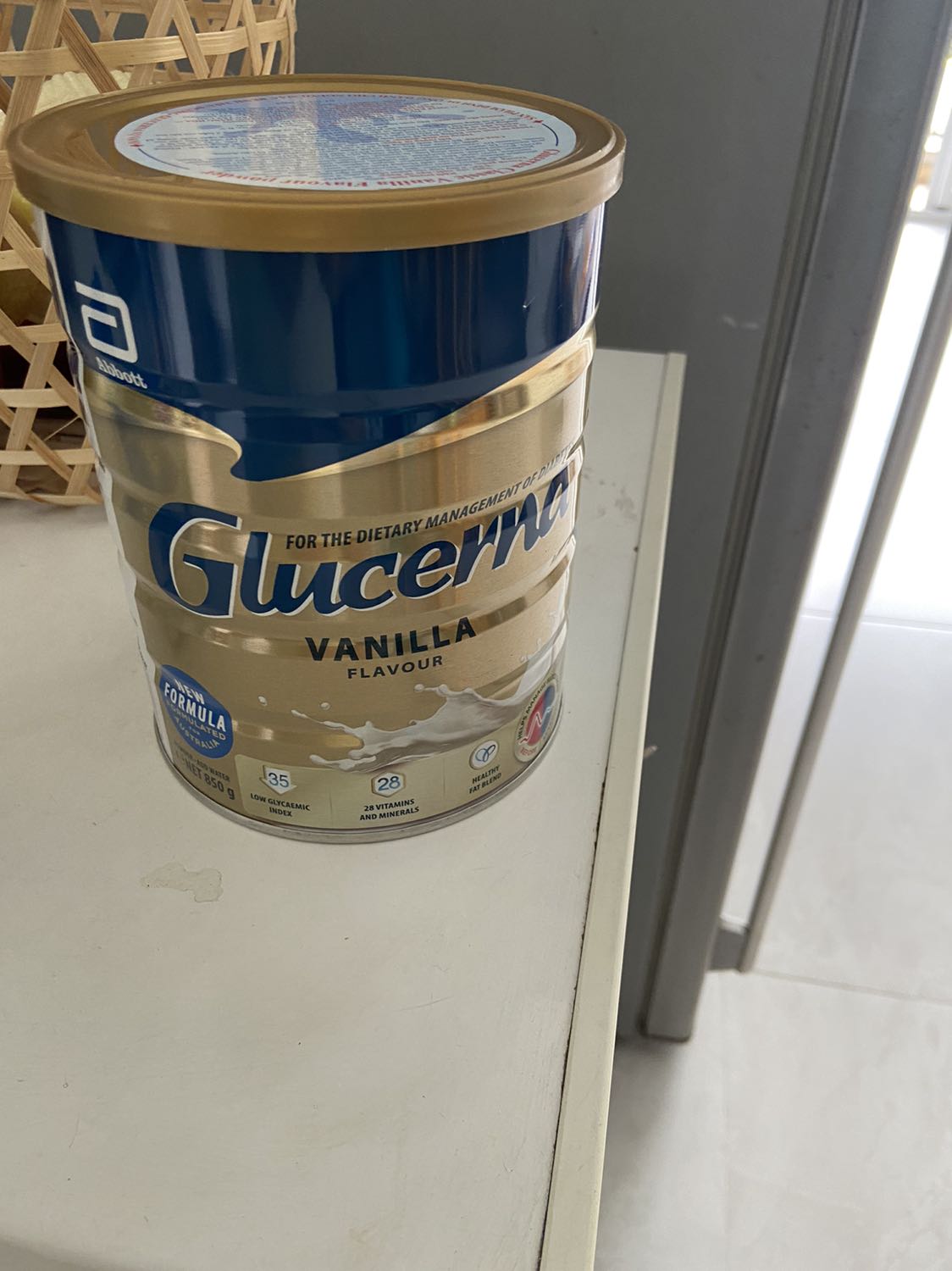 Đóng gói cẩn thận, mua 2 hộp có quà tặng là bột nêm cho bé. Vẫn còn hạn sử dụng tuy nhiên không phải hàng mới sản xuất.