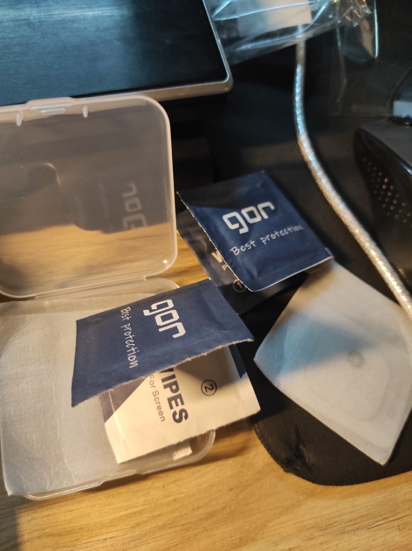 sản phẩm oke, hài lòng, dán xong nhìn đẹp, camera bình thường hình ảnh không thấy thay đổi gì.