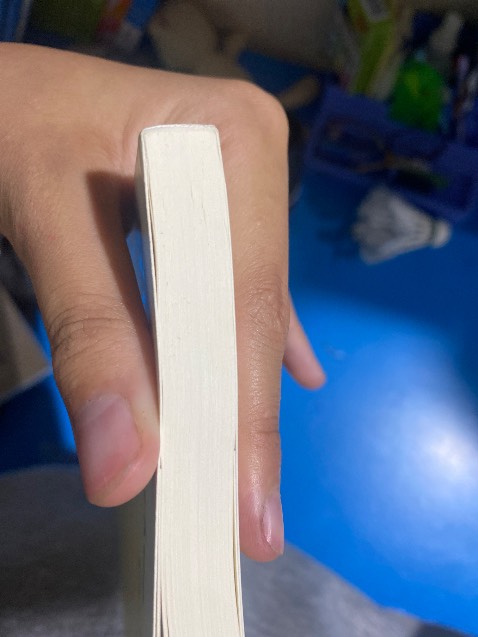 sản phẩm bọc khá sơ sài sách mới mà đã nhăn như vầy đây là trải nghiệm tệ với một người yêu sách như mình