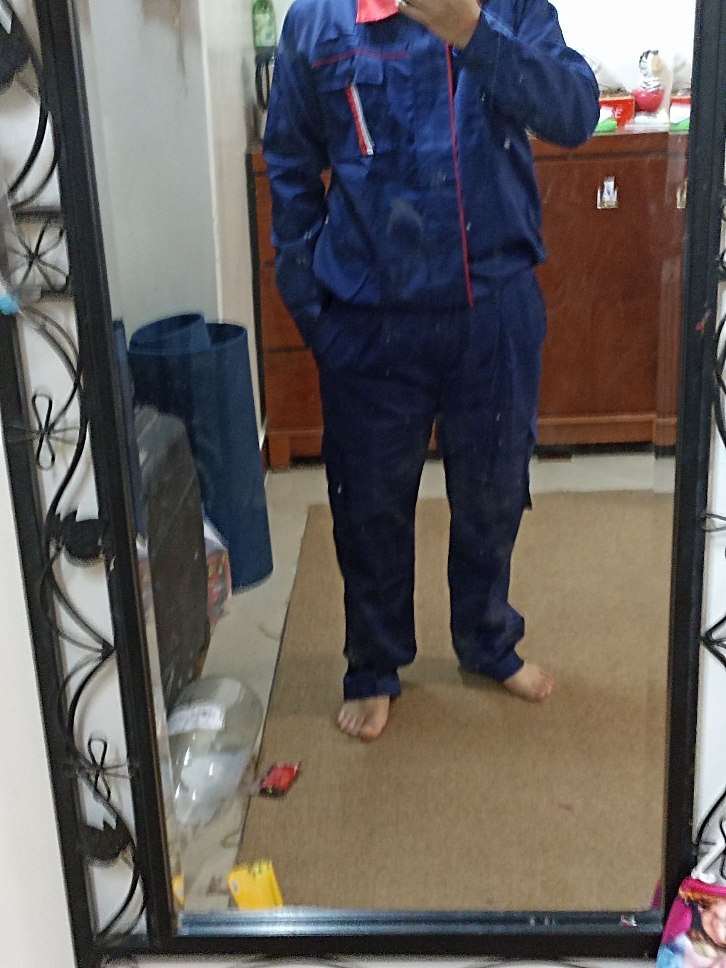 Hàng đẹp ưng ý, thích loại có khóa hơn, nẹp gấu hơi ngắn,