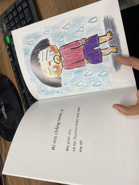 Sách đáng yêu. Phù hợp với các bạn nhỏ vào thời kì khủng hoảng. Bơ nhà mình ngày nào cũng bảo mẹ đọc. Rất yêu quý sách của mogu