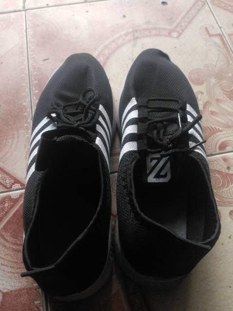 Không được như trong hình.