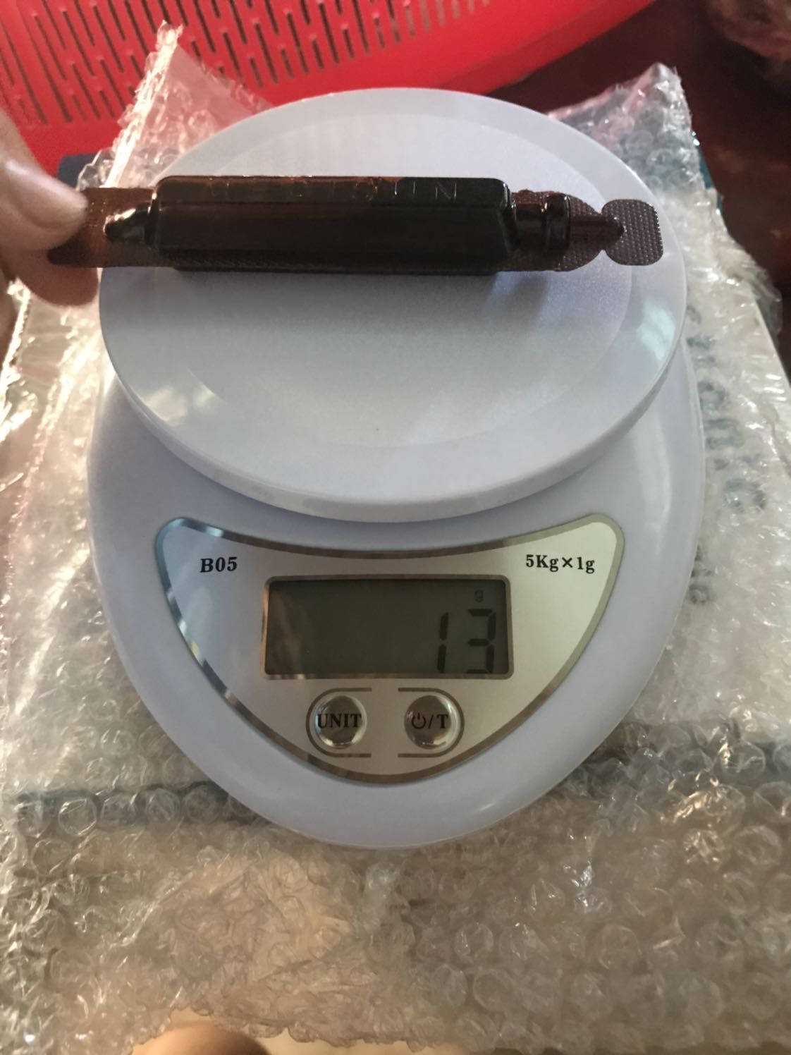 Sản phẩm giá khá mềm so với các shop khác, gói hàng cũng khá ổn, hàng mới và đã dùng thử rất ok, mà hình như loại này không tắt tự động mà phải bấm 2 lần thì cân tắt luôn, về lâu về dài thì không biết sao, nhưng hiện tại thì tốt, mọi người nên mua dùng thử nhé. Cảm ơn shop và Tiki.