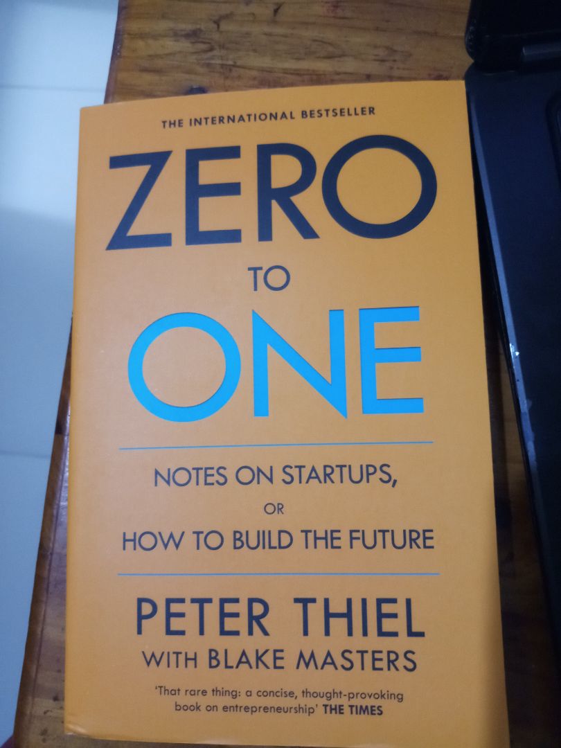 Đóng gói sản phẩm cẩn thận, nhà sách giao hàng nhanh. nội dung sách dễ đọc và khá hay.
