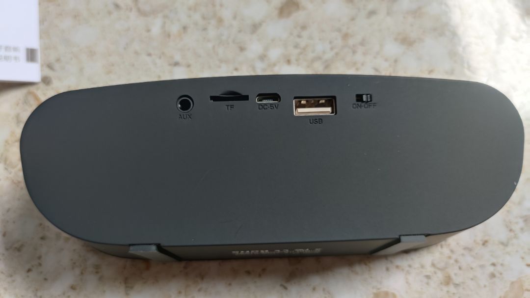 Hàng nguyên seal,chất lượng âm thanh tốt trong tầm giá,mua về bỏ lên xe tải 990kg nghe ổn.