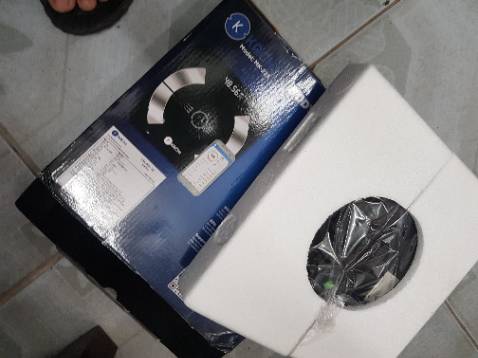 Cân cũng tương đối chính xác đó. Cài đặt app thì xem đc cả những chỉ số khác kèm theo nhưng chắc cũng chỉ mang tính chất tham khảo. Cân nhìn hơi mỏng manh, hi vọng bền và sd được lâu dài