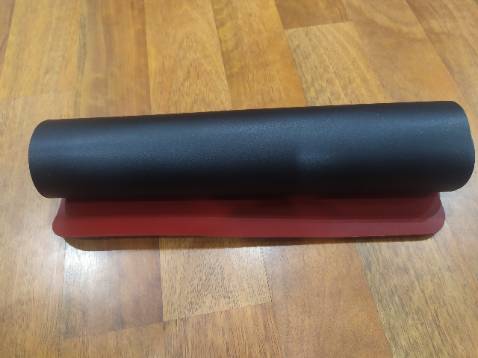 Shop đóng gói cẩn thận, giao hàng nhanh, miếng lót dày dặn, bề mặt mịn, dễ dàng vệ sinh. Nói chung sp quá ok so với tầm giá.