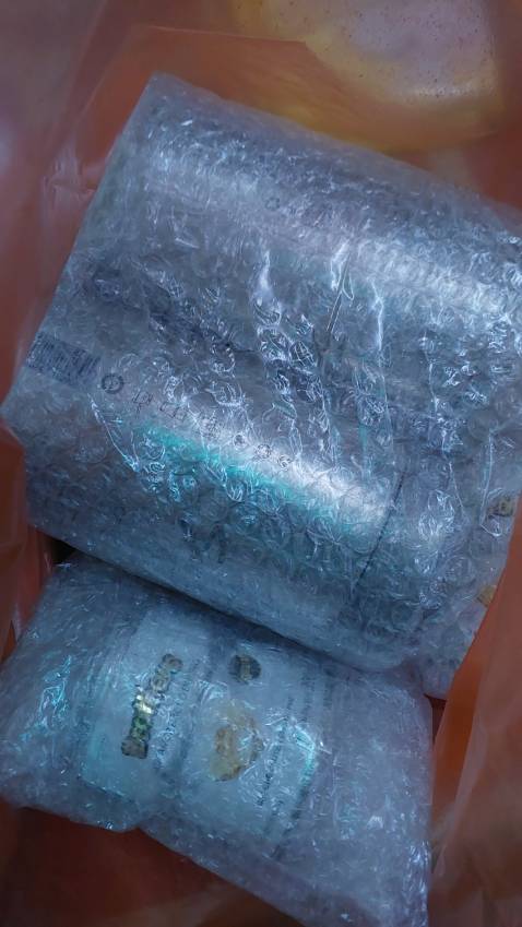 Mua làm quà tặng người nc ngoài