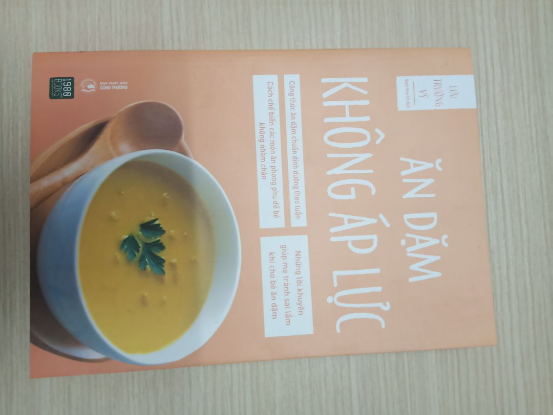 Sách đẹp, đóng gói kỹ lưỡng. Thông tin được cung cấp hữu ích cho bữa ăn dặm của bé. Giá tốt. Cám ơn Tiki